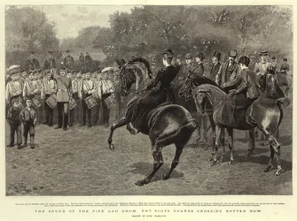 Der Klang von Pfeife und Trommel, die Scots Guards überqueren die Rotten Row